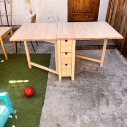 IKEA Quick Store Table