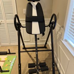  Inversion Table for Back Pain