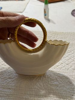 GORGEOUS VINTAGE LENOX DOUBLE WEDDING RING SPILL VASE