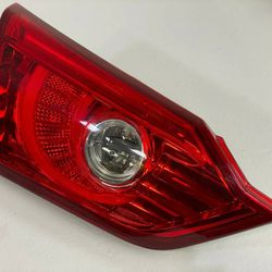 OEM 2014-2017 INFINITI Q50 LEFT DRIVER SIDE TRUNK LID MOUNTED TAILLIGHT LAMP # 85767
