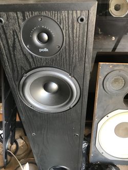 Polk R30 speakers