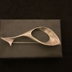 Vintage Solid Sterling Silver  Brooch 
