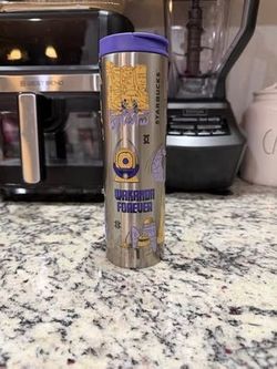 New never used Disney Parks Marvel Starbucks Black Panther Wakanda Forever Tumbler Cup 2023