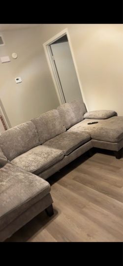 bedroom set, couches and kitchen table !!