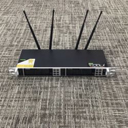 Shure Wireless Microphone 