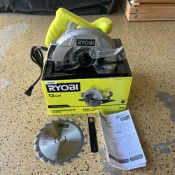 RYOBI 13 Amp Corded 7-1/4 in. Circular Saw