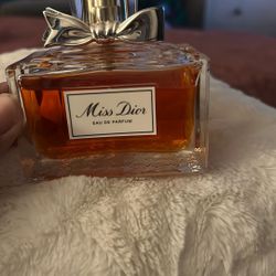 EAU De Parfum Miss Dior 