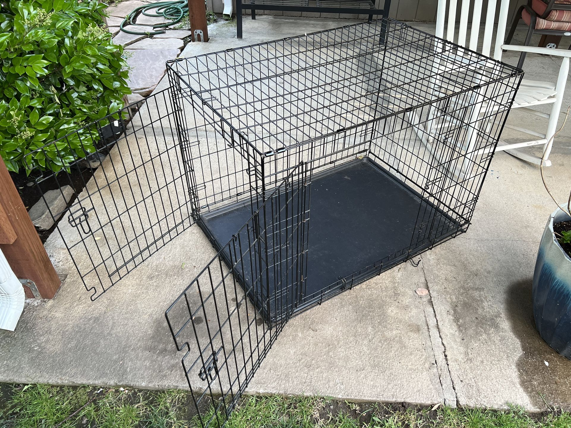 Dog Crate $40