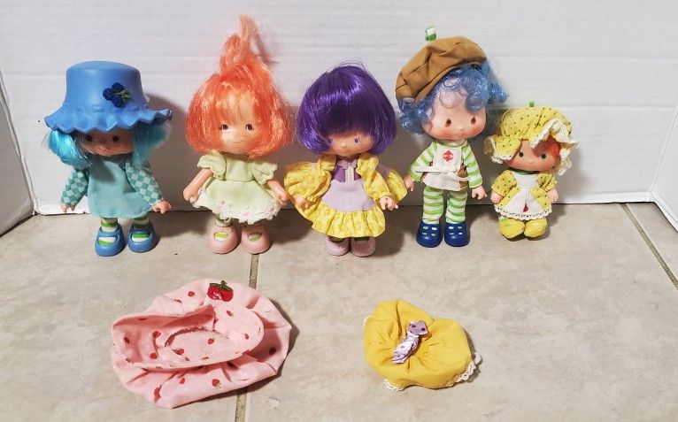 Vintage Strawberry Shortcake Doll Lot