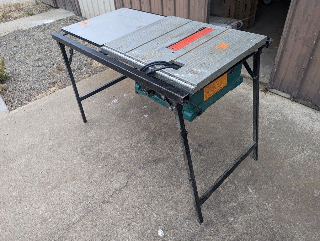 Rousseau table saw stand for makita 2708 deals