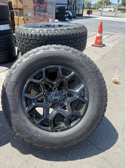 Ford F150 wheels and tire 275/65/18