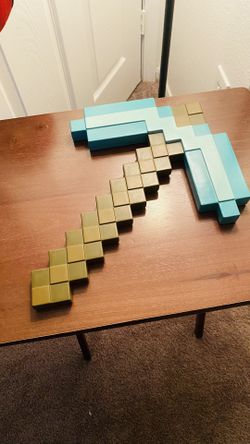 Minecraft diamond pickaxe 