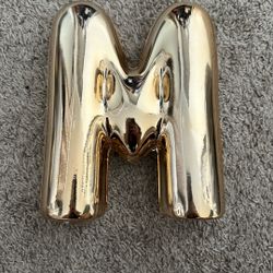 M Decor Statue 
