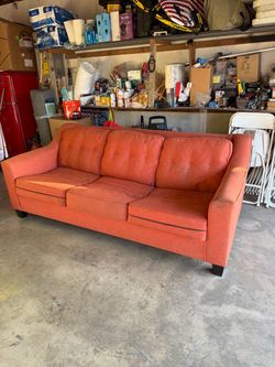Couch/ sillón