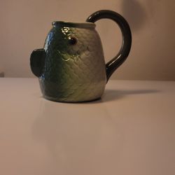 Bass Fish Holder