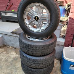 Chevy Rims/tires  18 Inch  6x139.7  TRADE