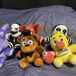 Fnaf plush lot