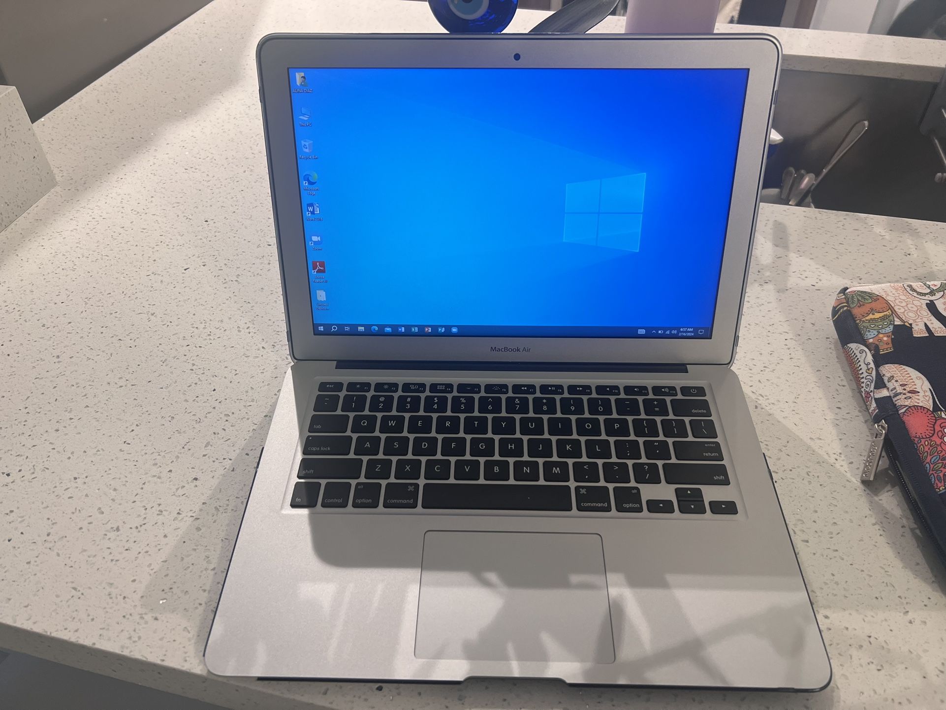 Notebook Mac 200$