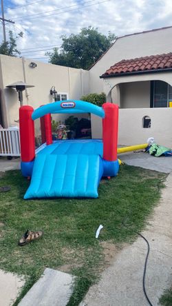 Little Tikes Inflatable Bounce and jumper  House  everything works everything included carriage dolly air pump very fun  beautiful colors