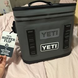 Yeti Hopper Flip 12 Cooler 