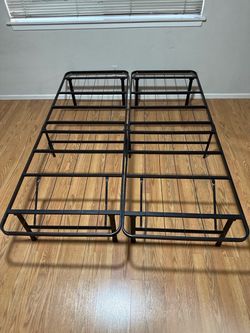 Full Size Metal Platform Bed Frame – Pre-Owned, good Condition
