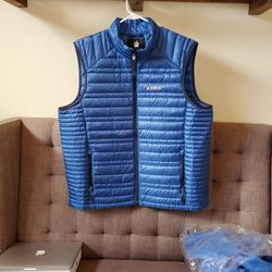 Brand New Duluth Trading Down Vest