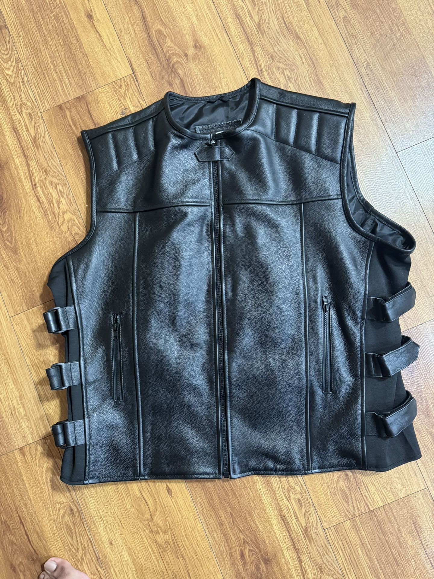 Men’s SWAT tactical style motorcycle biker Leather Vest