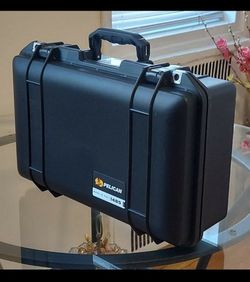 *** PLASTIC CASE ***