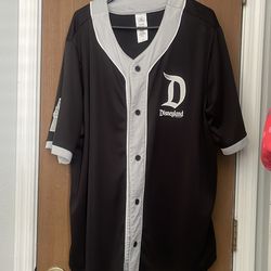 DISNEYLAND  JERSEY  # 55 IS THE YEAR  THEY OPEN DISNEY LAND REGULAR  PRICE 65$    SELL FOR 15$