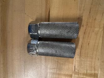 GT FREESTYLE BMX PEGS 26T SILVER PRO TOUR PERFORMER