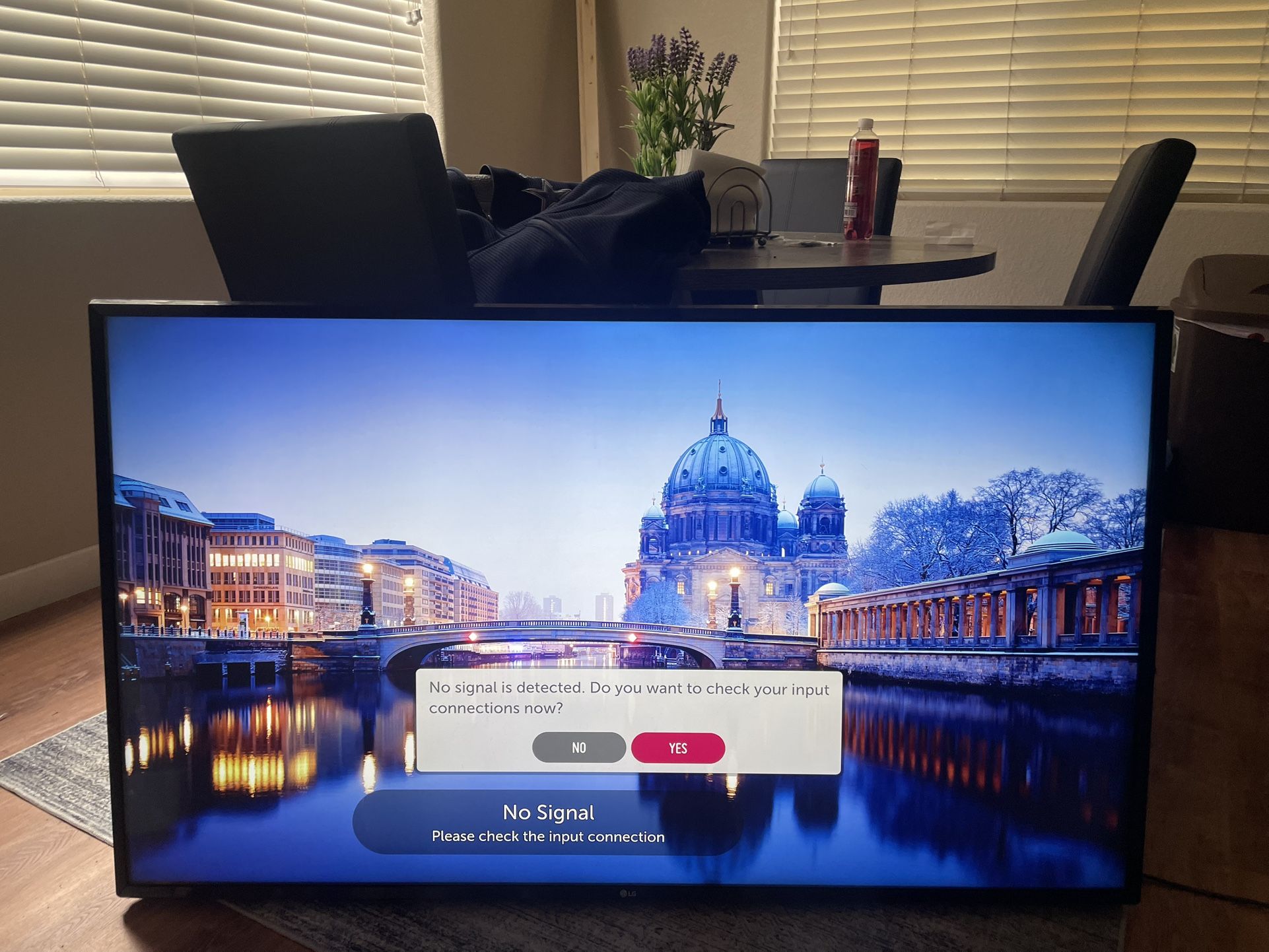 LG 4K 55” TV 220$ Retail Is 500 OBO