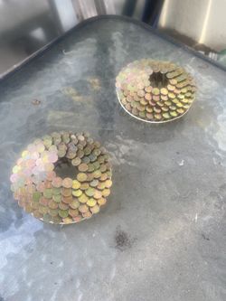 Roofing Nails 1 1/4” (16 )