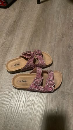 Girls' sandals