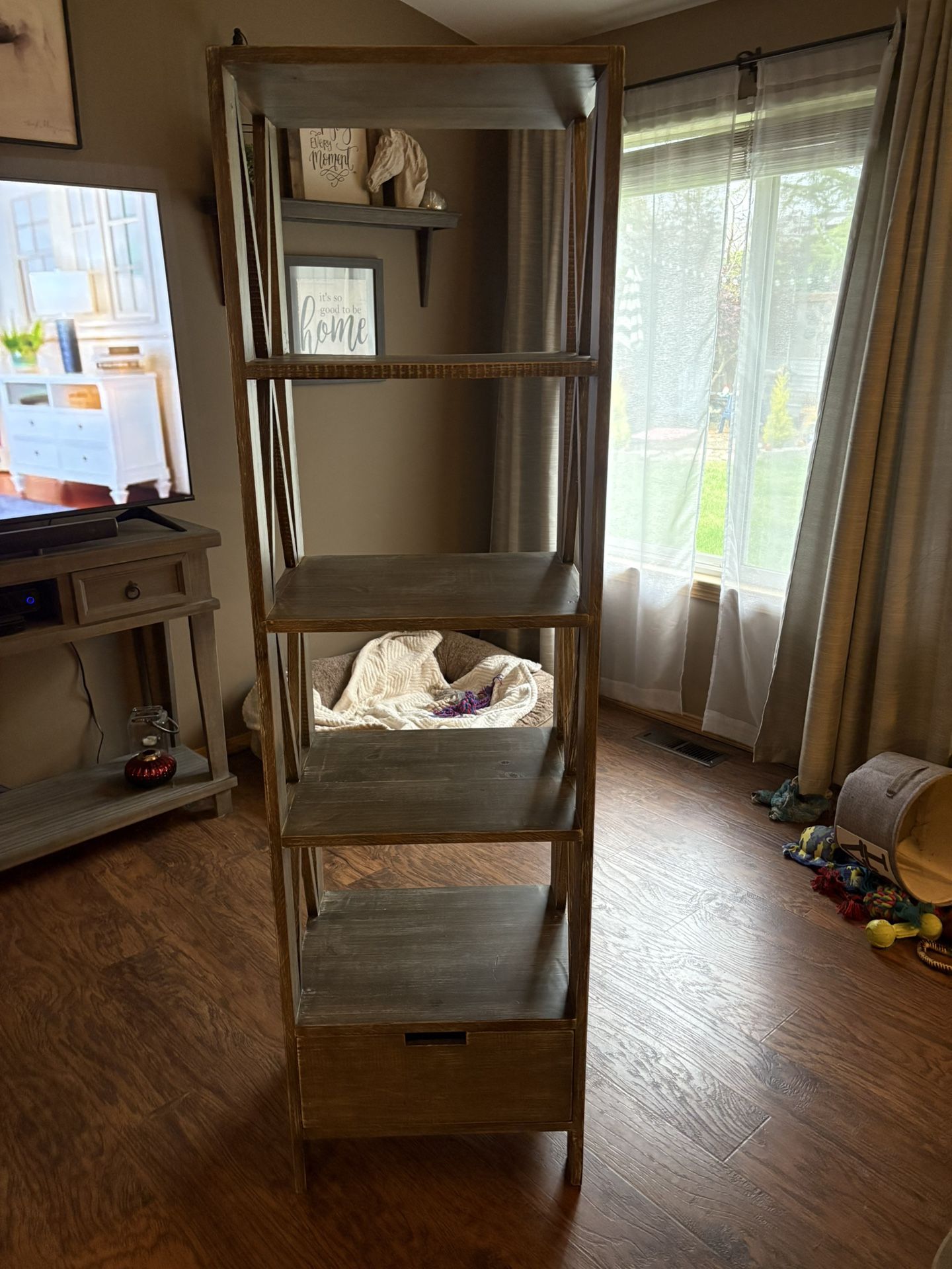 Shelf/bookcase