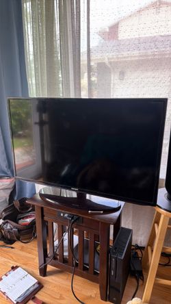 Samsung 40" Smart TV