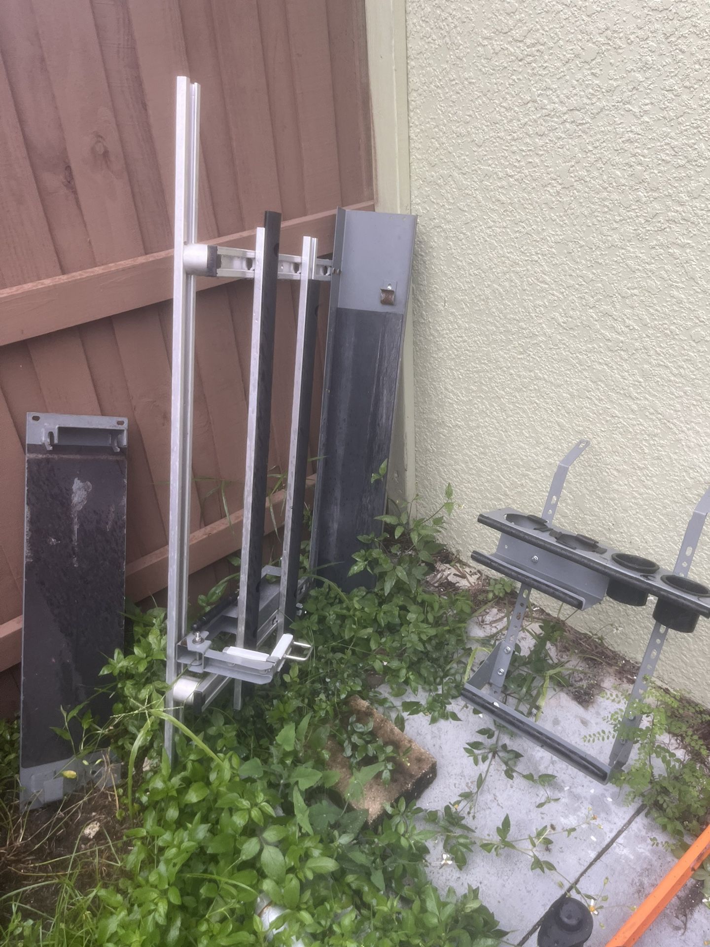 Free for Sale in Zephyrhills, FL OfferUp