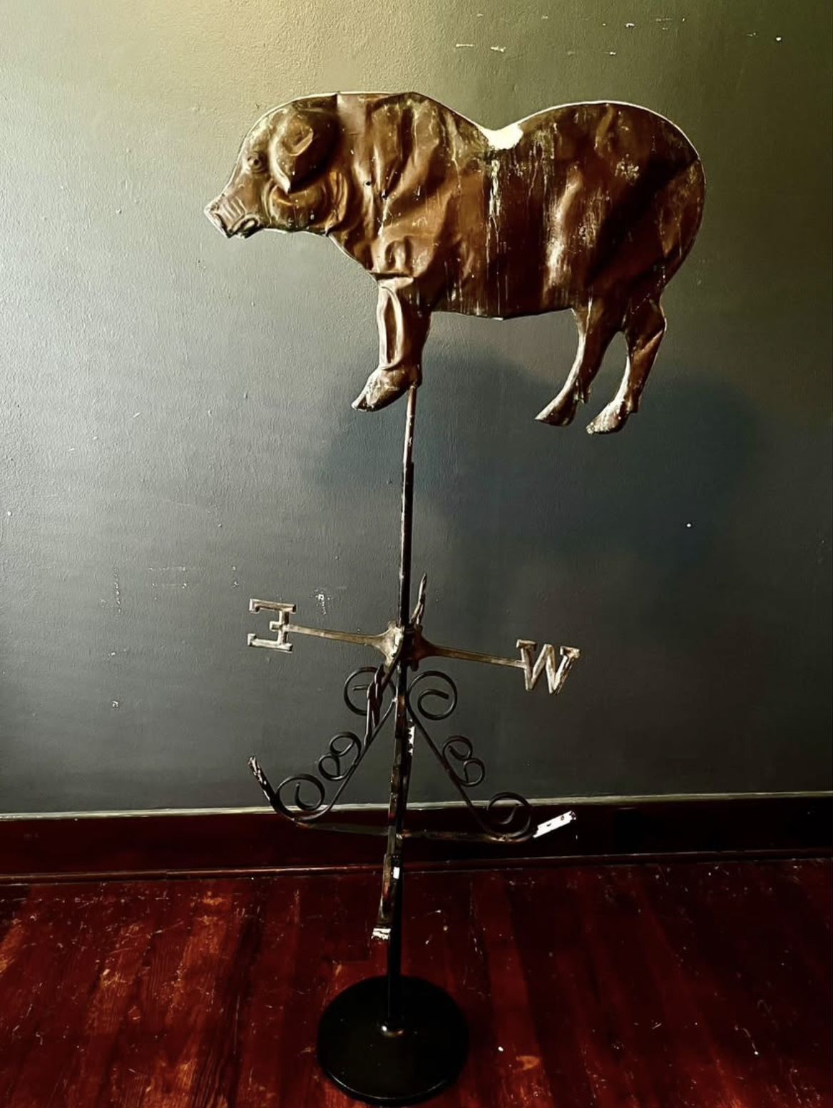 Weathervane Antique Pig
