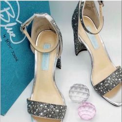 ✨Brand New ~ Size 6.5  Absolutely Beautiful On!✨