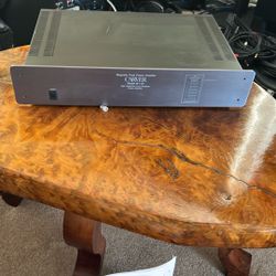 Magnetic Field Power Amplifier Carver