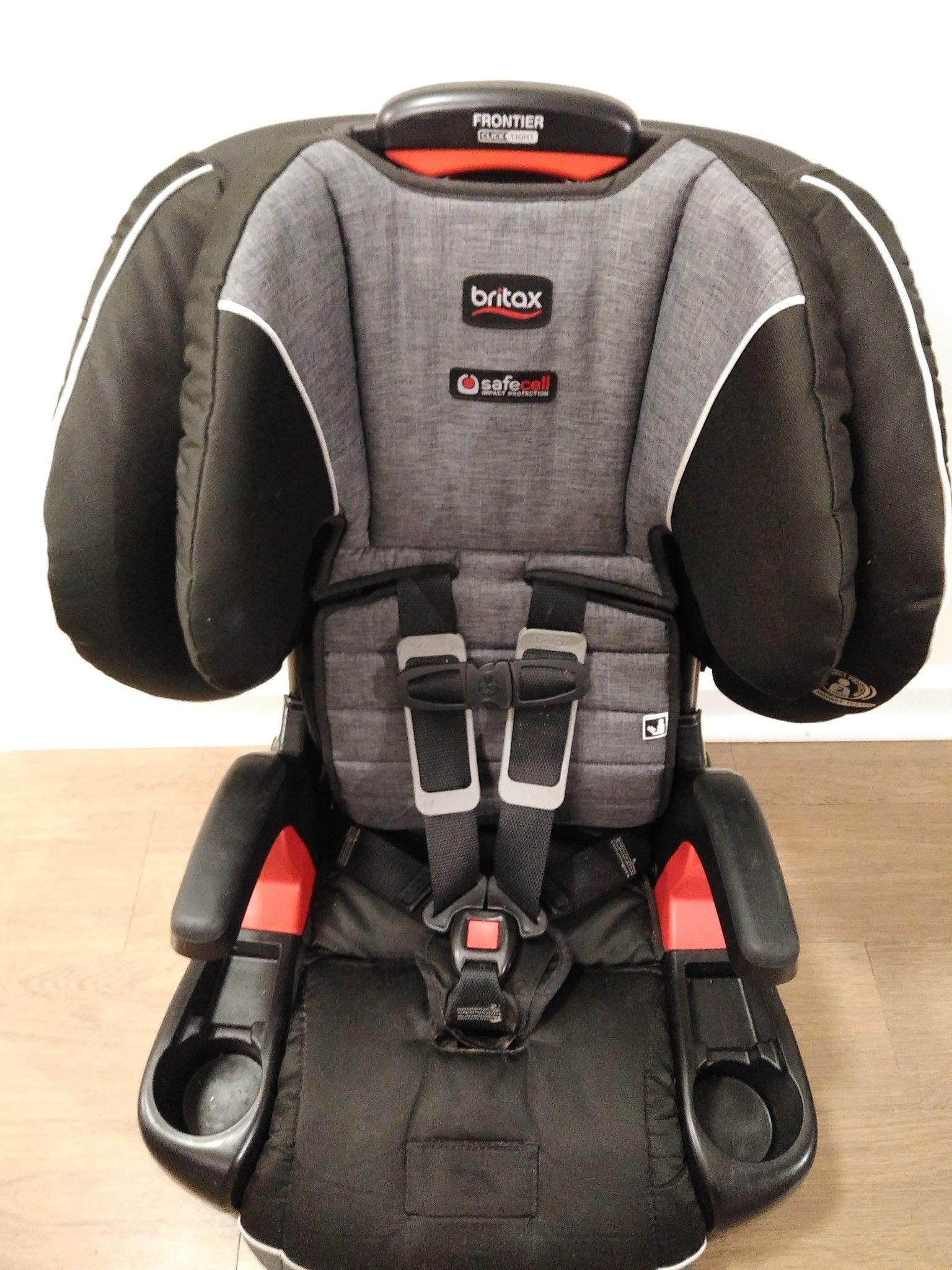 Britax kids Car seat 25-120Lbs