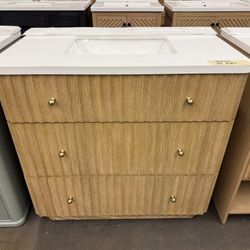 36” Freestanding Bathroom Vanity- Display ! 
