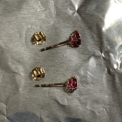Solid 14Kt Yellow Gold Imitation Ruby Stud Earrings 4MM