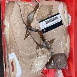 Travis Scott Jordan 6 Size 11.5M