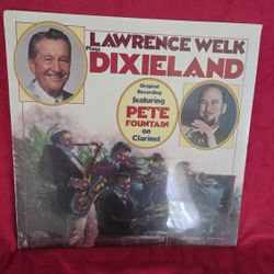 Classic vinyl record titled "Lawrence Welk Plays Dixieland"
