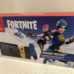 Fortnite Special Edition Nintendo Switch  Wildcat Bundle & 2000 V-Bucks 