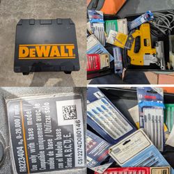 DEWALT  Corded Jigsaw Kit with extra blades