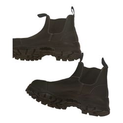 Blundstone boots size 9 Elastic Side pull Steel Tor