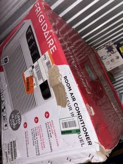 Frigidaire Air Conditioner 18000 Btu 1050 Sq Ft 