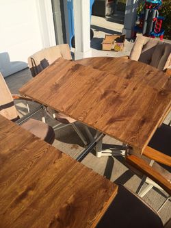 Dinner table dining room table