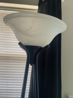 Floor lamp
